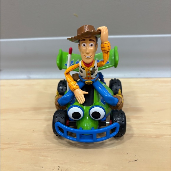 Toy Story Woody and RC Car Toy - Picture 2 of 6